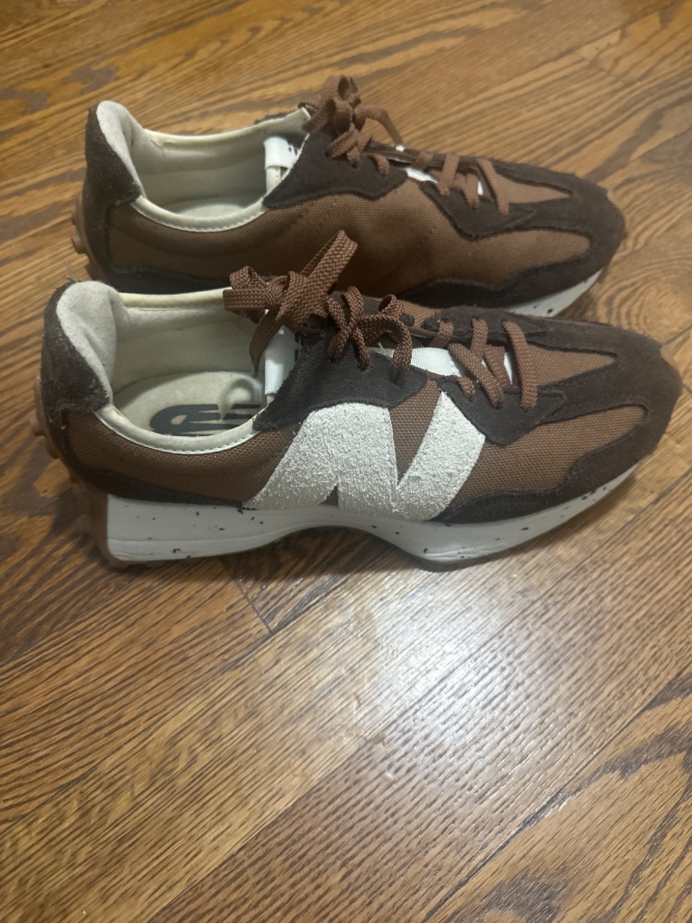 New Balance 327 Women’s - Picture 2 of 6